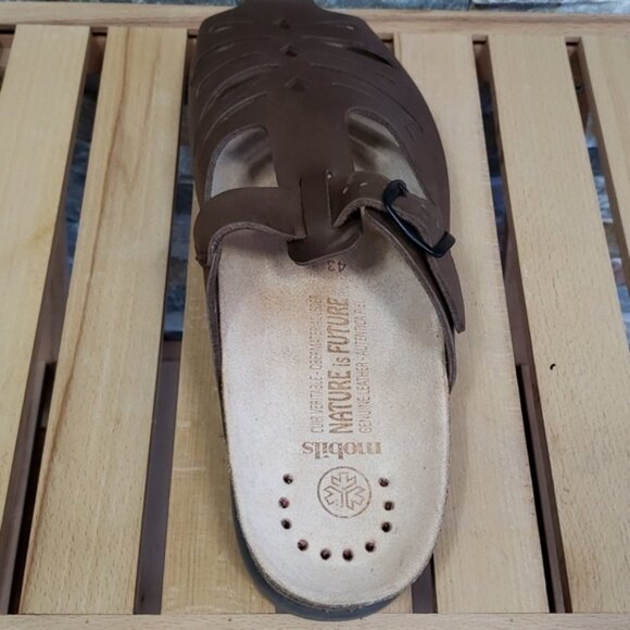 Mephisto Wood Men's Sandal - Picture 3 of 7